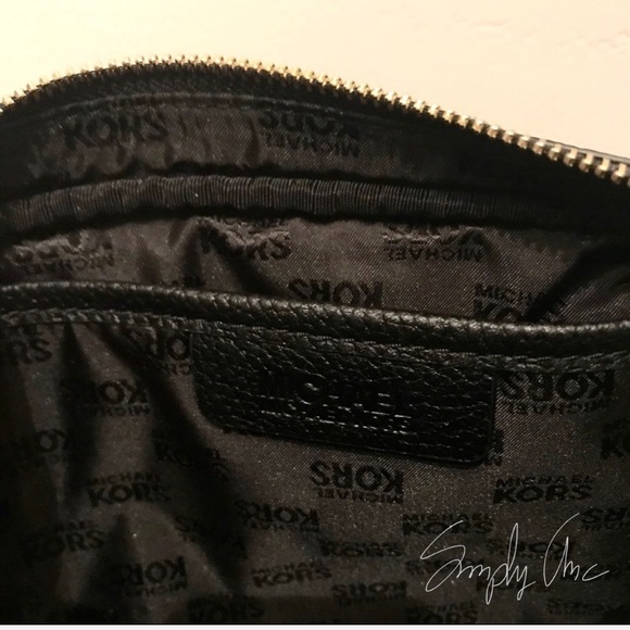 NWT authentic MK genuine pebble leather crossbody - Picture 8 of 8